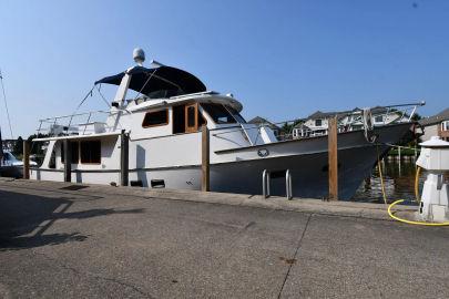 1992 DeFever 49 Pilothouse