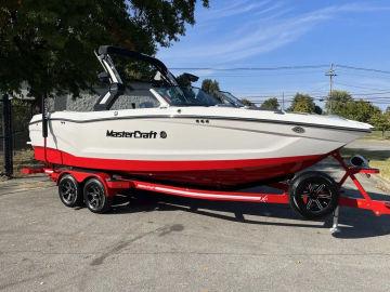 2023 MasterCraft X24