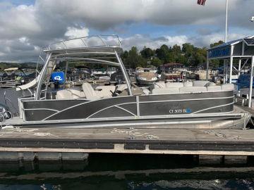 2017 Godfrey Pontoons SWPE 255 SDP