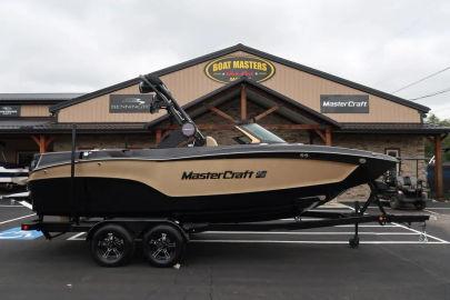 2025 MasterCraft XT22