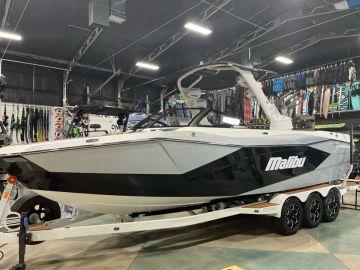 2023 Malibu Boats 26 LSV