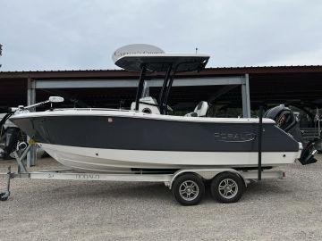 2022 ROBALO 230