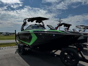 2017 Nautique G23