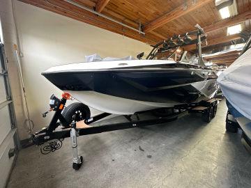 2023 Axis Wake Research T250