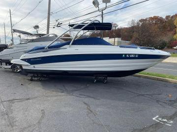 2007 Crownline 240 LS