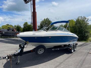 2011 Sea Ray 205 Sport