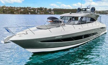 2022 Riviera 5400 Sport Yacht Platinum Edition