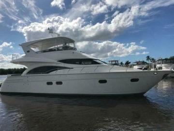 2005 Marquis Flybridge