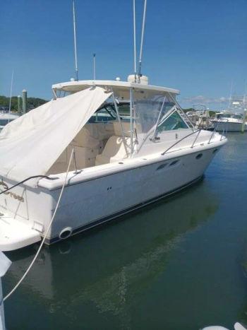 2004 Tiara Yachts 3100 Open