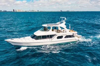 2009 Bluewater Yachts 65 Motor Yacht