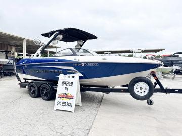 2015 Malibu Boats WAKESETTER 22 MXZ