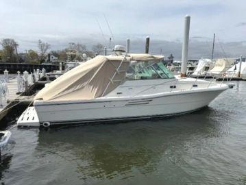 2001 Pursuit 3000 Express