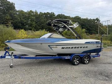 2014 Malibu Boats Wakesetter 23 LSV