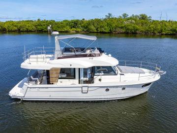 2024 Beneteau Swift Trawler 41 Fly