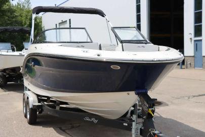 2025 SEA RAY 210SPX