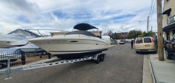 2005 Sea Ray 215 Weekender