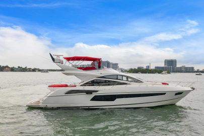 2014 Sunseeker 68 Sport Yacht