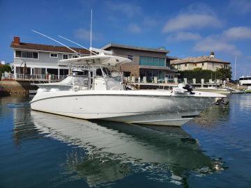 2006 Boston Whaler Outrage Center Console