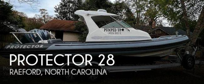 2004 Protector Targa 28 RIB