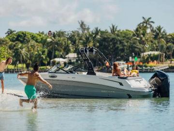 2025 Bayliner VR6 Bowrider - Outboard