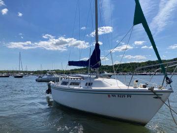 1982 Catalina 25 Swing Keel