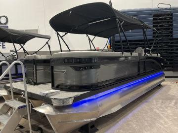 2023 Qwest Pontoons 8524 M-Class RLS Triple Tube RTZ