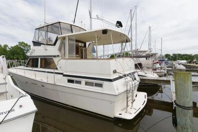 1984 Viking 44 Motor Yacht