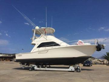 2006 Cabo Flybridge