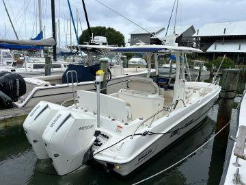 2022 Boston Whaler 27 Dauntless