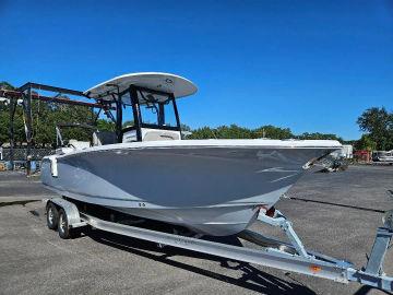 2025 Sea Hunt ULTRA 255 SE