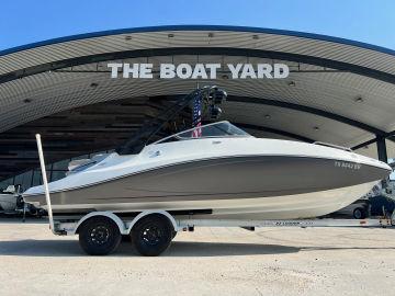 2012 Sea-Doo Sport Boats 230 Challenger SE