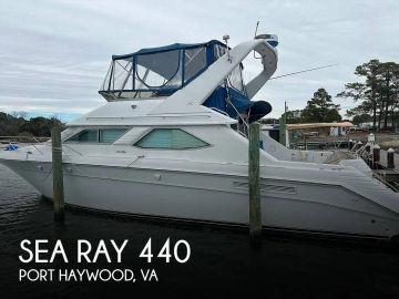 1995 Sea Ray 440 Express Bridge