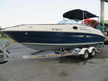 2007 Sea Ray 240 Sundeck