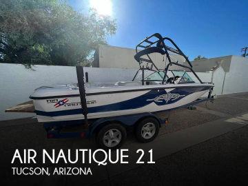 2000 Air Nautique 21