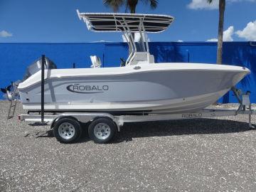 2024 Robalo R200