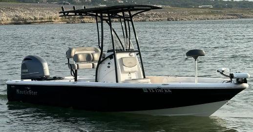 2021 NauticStar 227 XTS