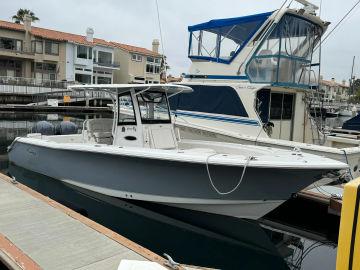 2021 Sea Hunt Gamefish 30 with Coffin Box