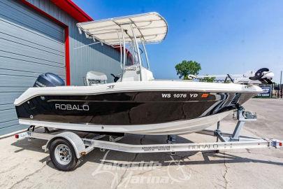 2015 Robalo R180