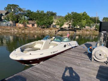 2007 Sea Ray 240 Sundeck