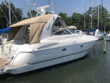 2007 Cruisers Yachts 370 Express