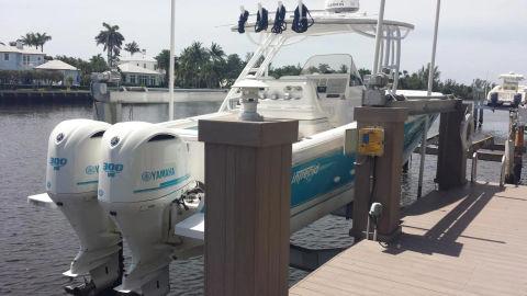 2014 Intrepid 327 Center Console