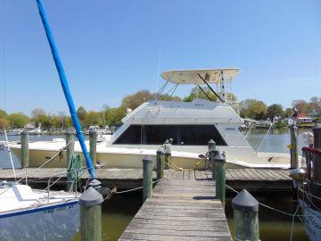 1980 Hatteras Convertible