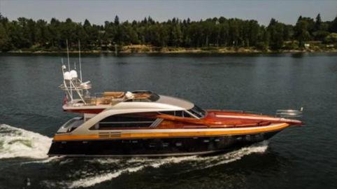 1996 Admiral Marine 71