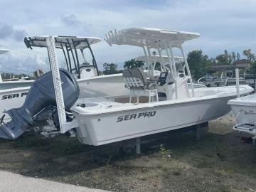 2024 SEA PRO 228 DLX BAY