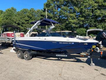 2013 MALIBU WAKESETTER 23 LSV