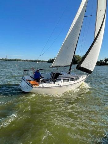 1985 S2 Yachts 7.3