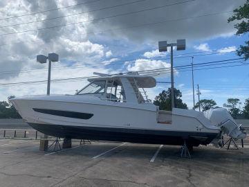 2020 BOSTON WHALER 420 OUTRAGE