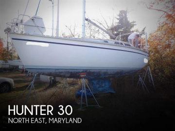 1989 Hunter 30