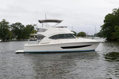 2021 Riviera 39 Open Flybridge