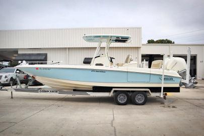 2021 BOSTON WHALER 270 DAUNTLESS